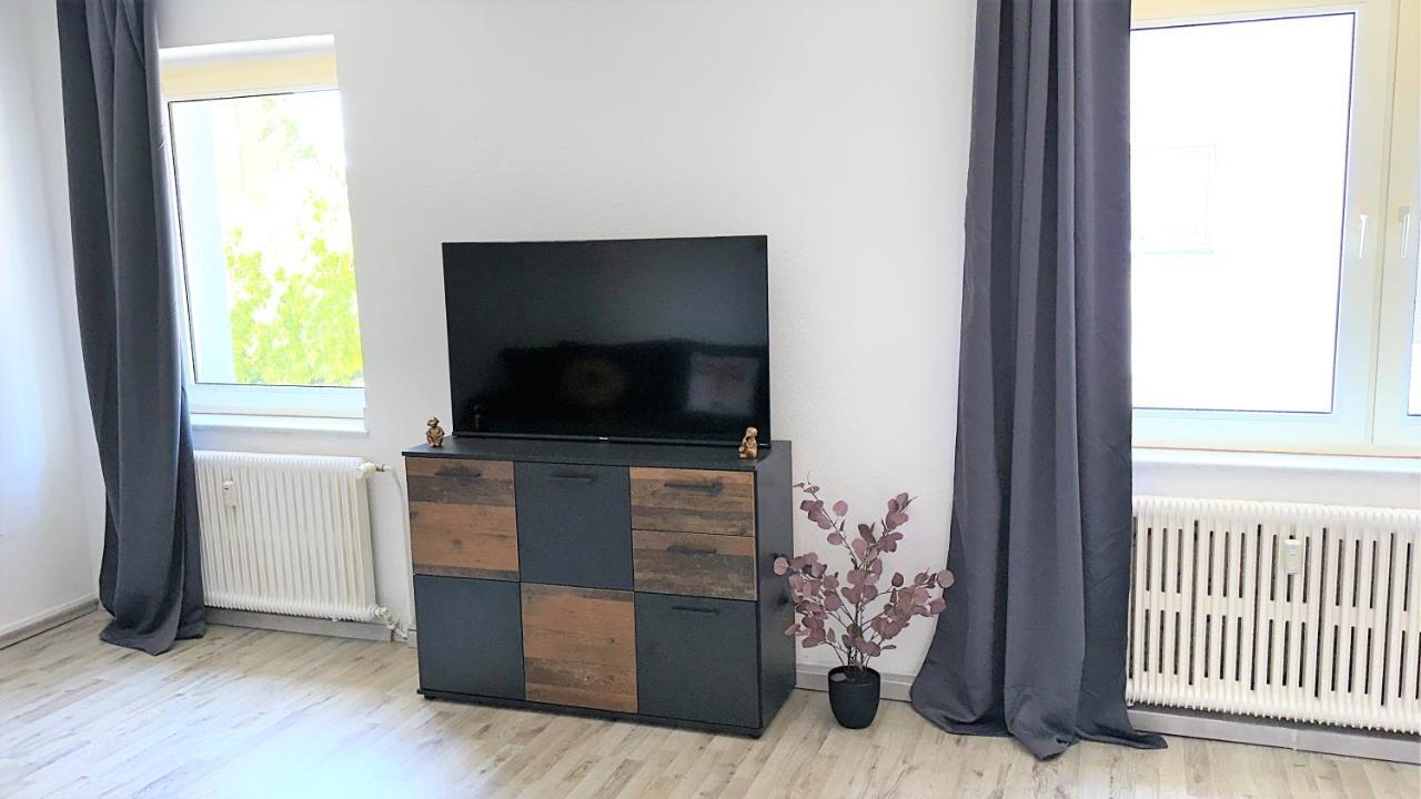 Theox Apartment No 8 - 90Qm Mit 2 Schlafzimmern Und 5 Betten Duisburg Exterior foto